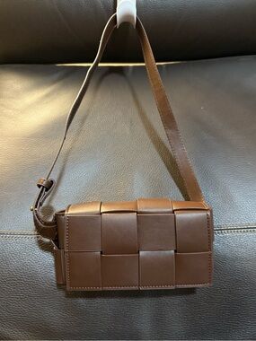 Woven Faux Leather Crossbody Bag in Brown